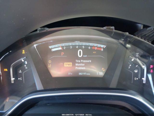 Honda CR-V Touring Image 9