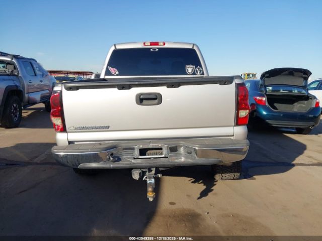 Chevrolet Silverado 1500 Ls Image 11