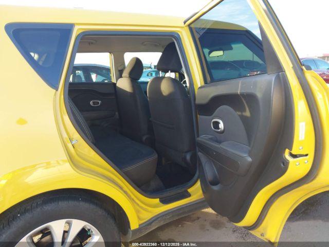 Kia Soul + Image 6
