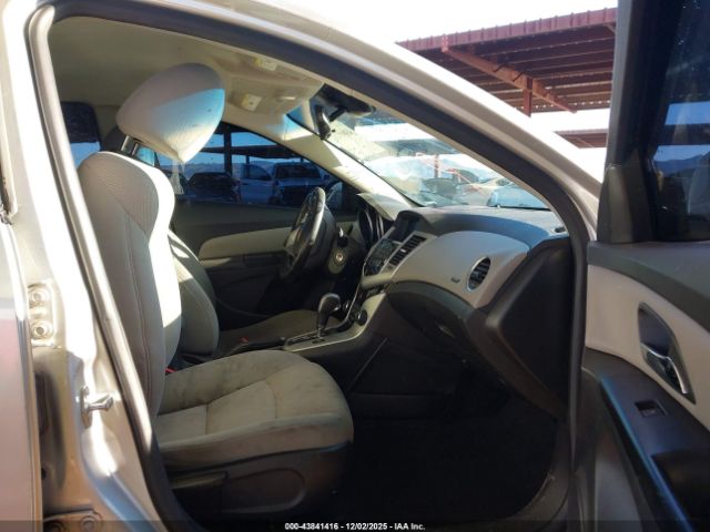 Chevrolet Cruze Eco Auto Image 11