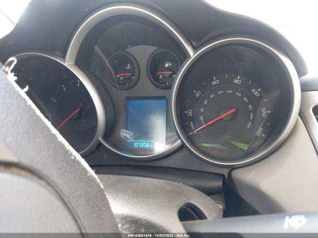 Chevrolet Cruze Eco Auto Image 3