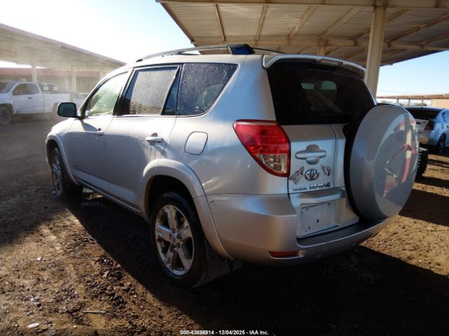 Toyota RAV4 Sport Image 7
