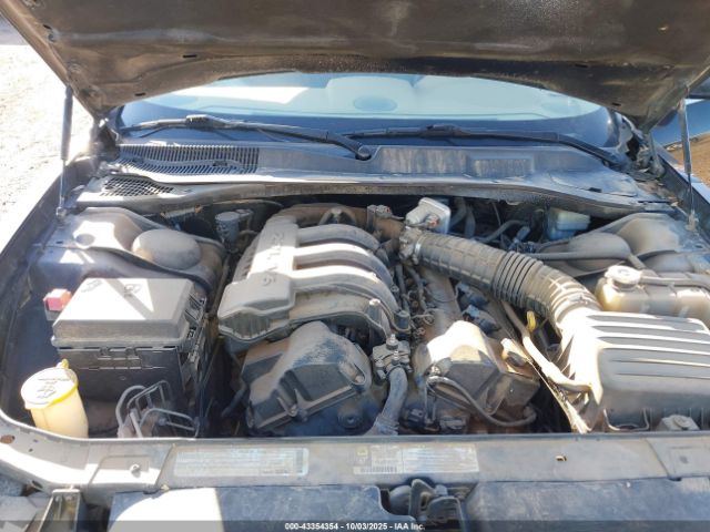 Chrysler 300 Touring Image 7