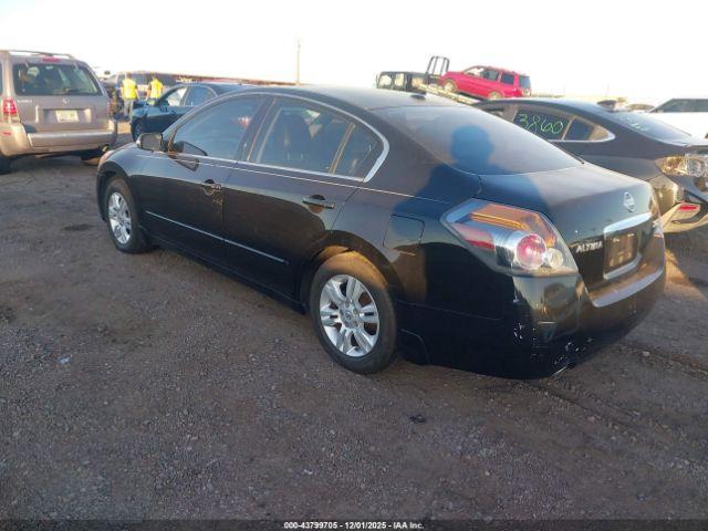 Nissan Altima 2.5 S Image 2