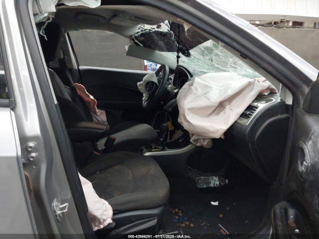 Jeep Compass Sport Fwd Image 6