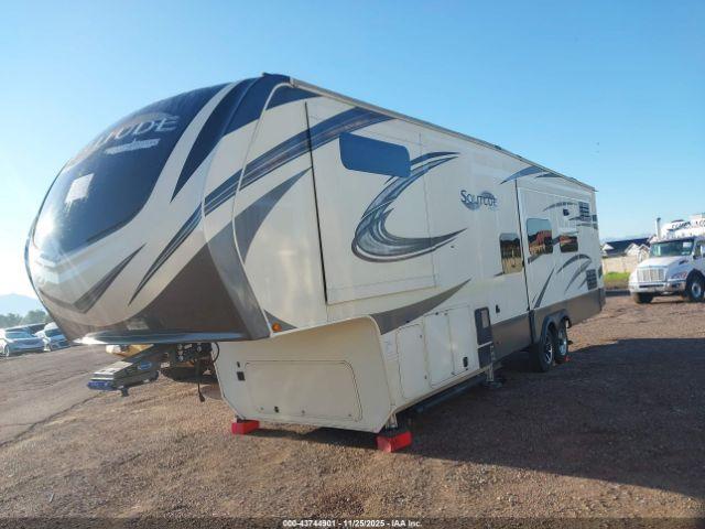 Grand Design Recreat Solitude Image 3