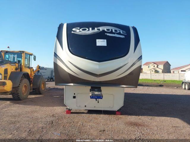 Grand Design Recreat Solitude Image 6