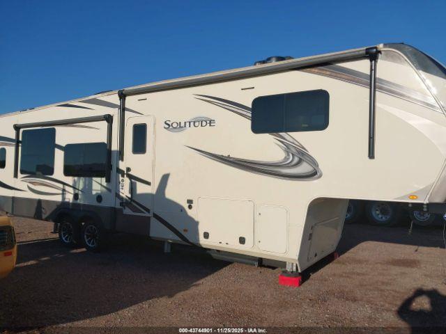 Grand Design Recreat Solitude Image 10