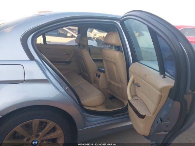 BMW 3 Series Image 11