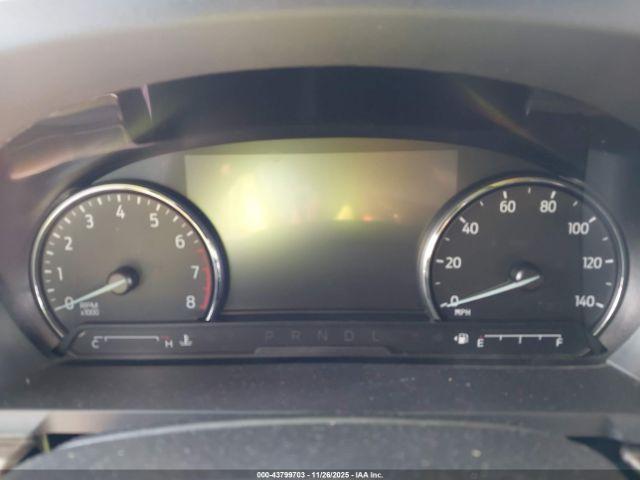 Ford Explorer Limited Image 11