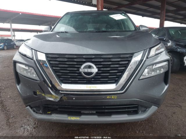 Nissan Rogue Sv Fwd Image 2