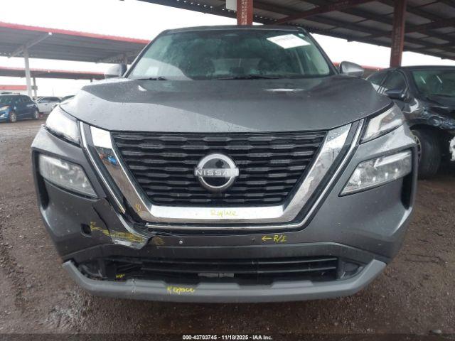 Nissan Rogue Sv Fwd Image 2