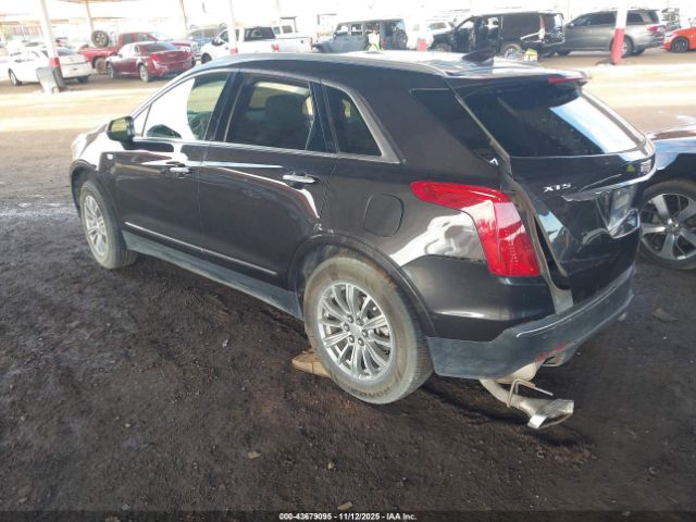 Cadillac XT5 Luxury Image 3