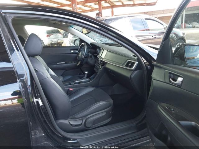 Kia Optima S Image 5