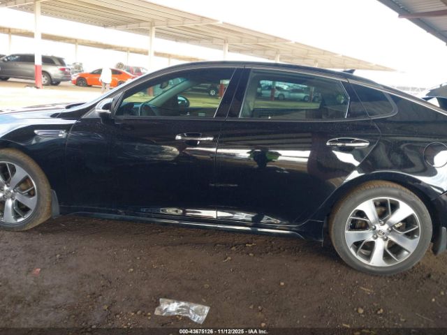 Kia Optima S Image 16