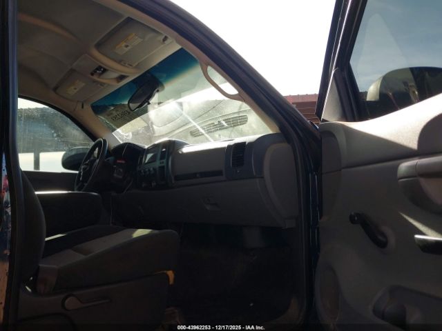 Chevrolet Silverado 1500 Work Truck Image 6