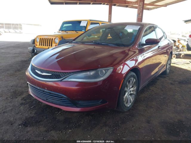 Chrysler 200 Touring Image 3