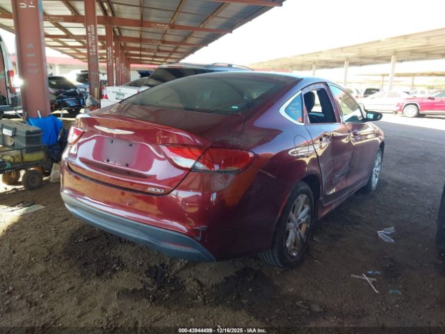 Chrysler 200 Touring Image 12