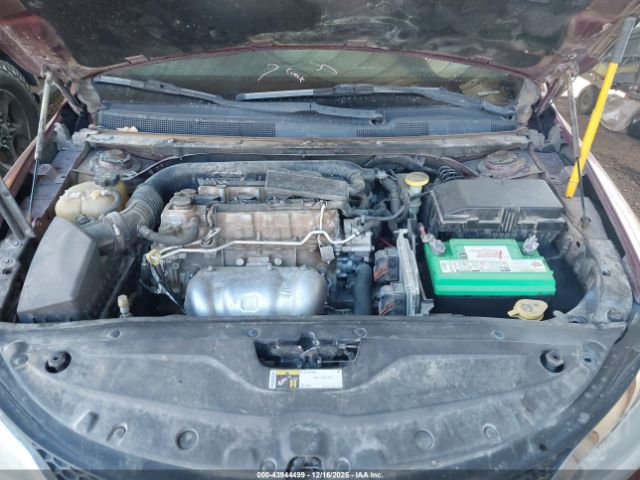 Chrysler 200 Touring Image 9