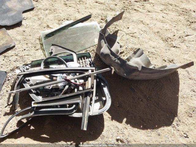 Chrysler 200 Touring Image 4