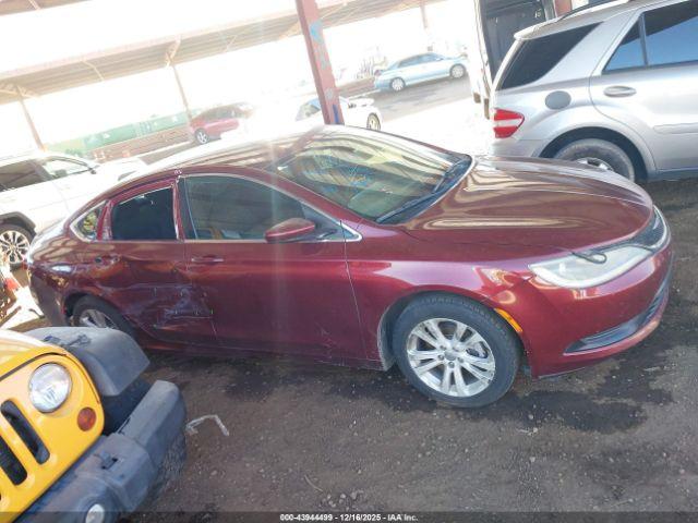 Chrysler 200 Touring Image 7