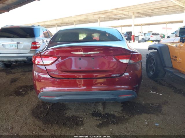 Chrysler 200 Touring Image 10