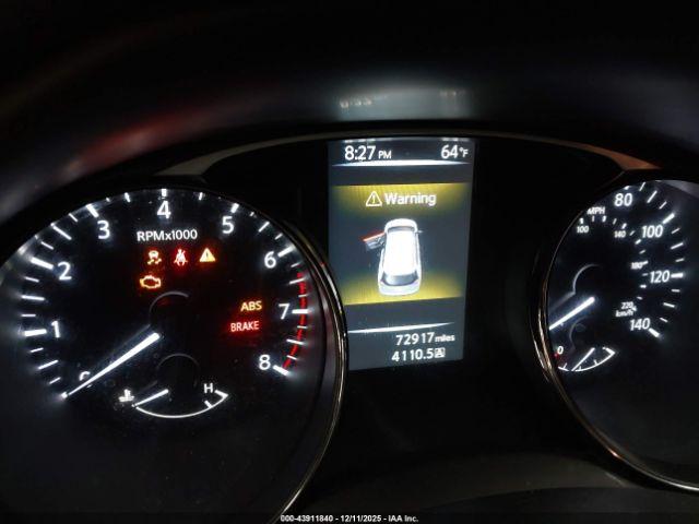 Nissan Rogue S Image 11