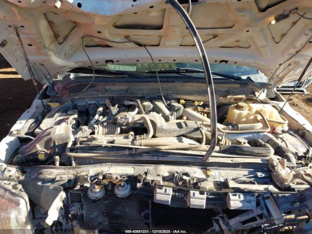 Ford F-350 Xlt Image 13