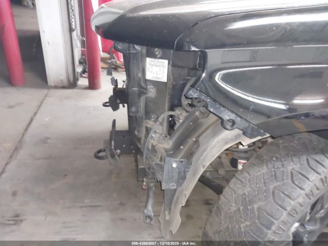 Chevrolet Silverado 1500 Image 3