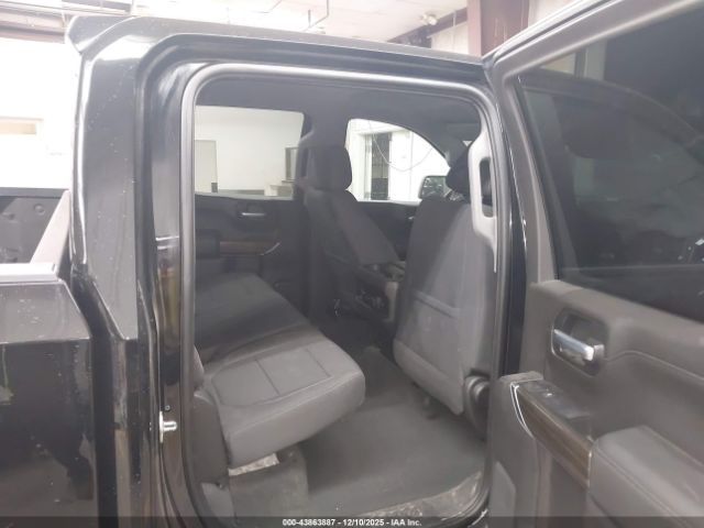 Chevrolet Silverado 1500 Image 6