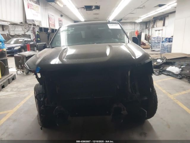 Chevrolet Silverado 1500 Image 5