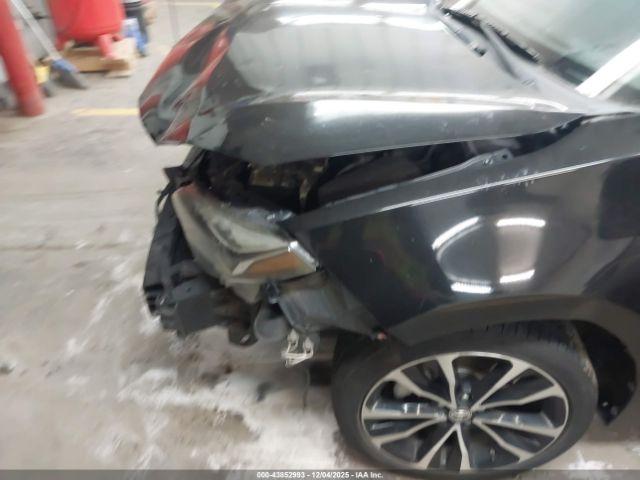 Toyota Corolla Se Image 6