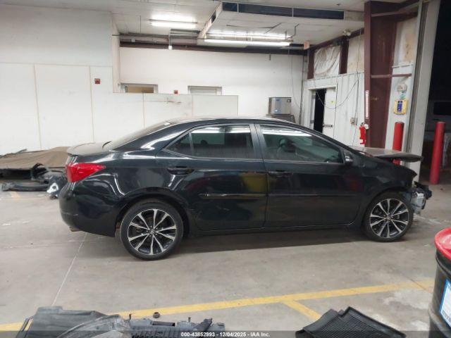 Toyota Corolla Se Image 16