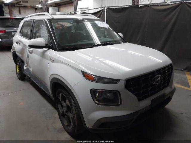  Salvage Hyundai VENUE