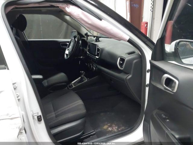 Hyundai VENUE Sel Image 6