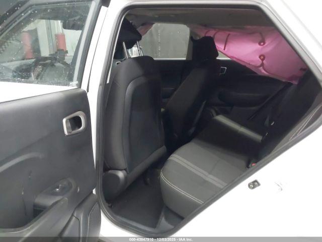 Hyundai VENUE Sel Image 16