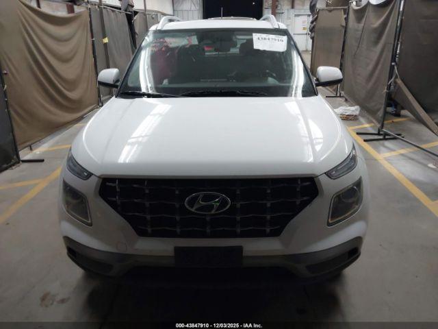 Hyundai VENUE Sel Image 15