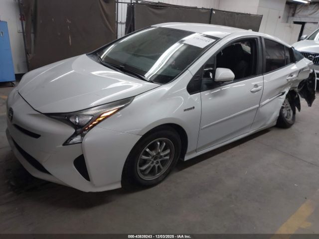 Toyota Prius Two Image 3