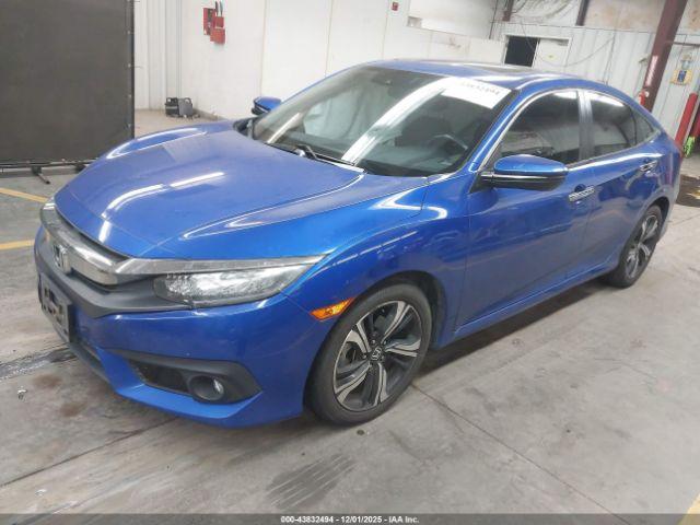 Honda Civic Touring Image 4