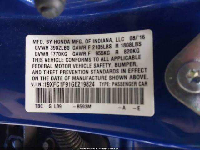 Honda Civic Touring Image 11