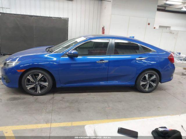 Honda Civic Touring Image 9