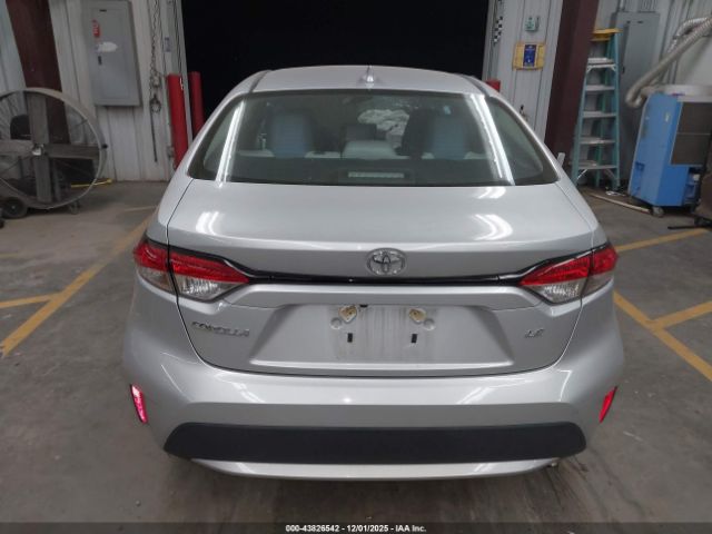 Toyota Corolla Le Image 7