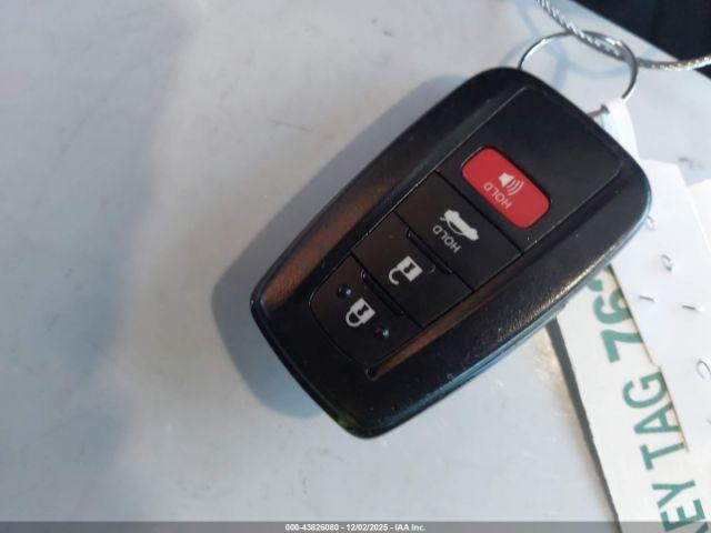 Toyota Camry Xse V6 Image 9