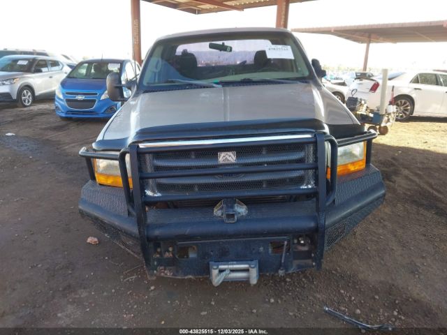 Ford F-250 Image 8