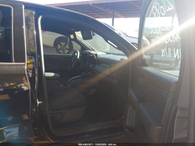 Chevrolet Colorado 2wd Wt Image 3