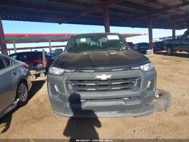 Chevrolet Colorado 2wd Wt Image 11