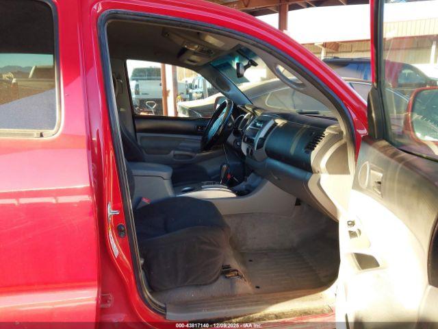 Toyota Tacoma Base V6 Image 11