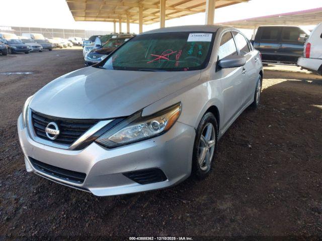 Nissan Altima 2.5 S Image 11