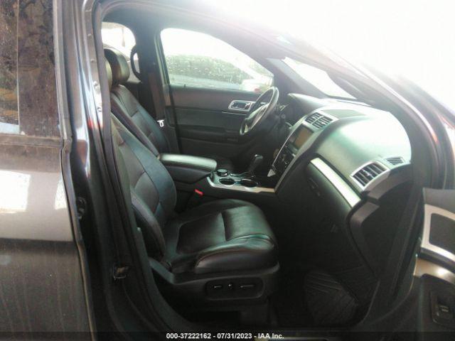 Ford Explorer Sport Image 9