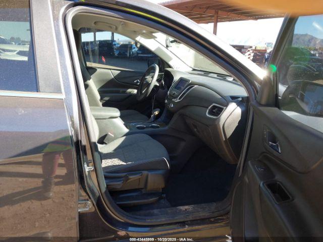 Chevrolet Equinox Awd Lt Image 2